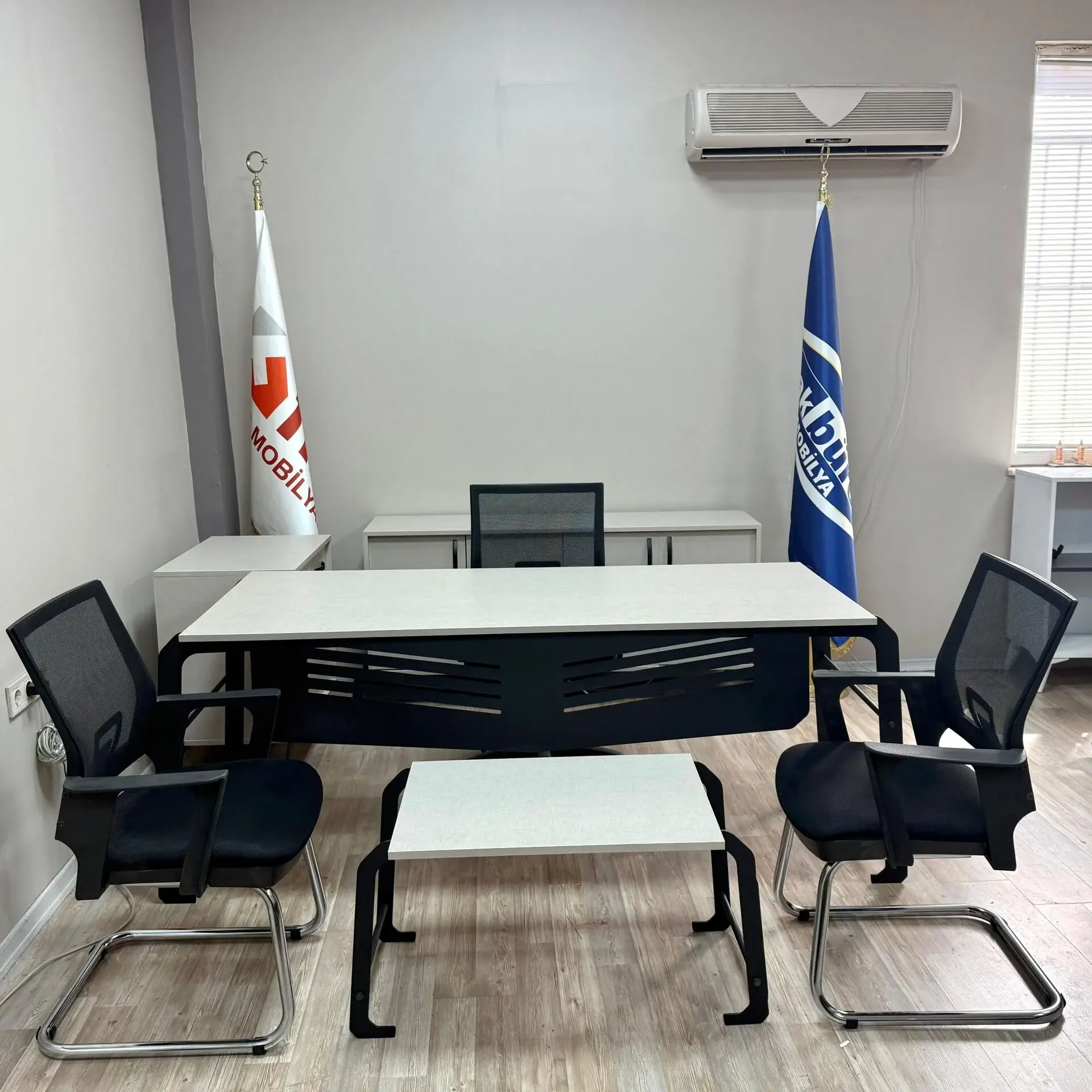 akburo-comfort-masa-takimi-rita-koltuk-takimi-ile-set-1