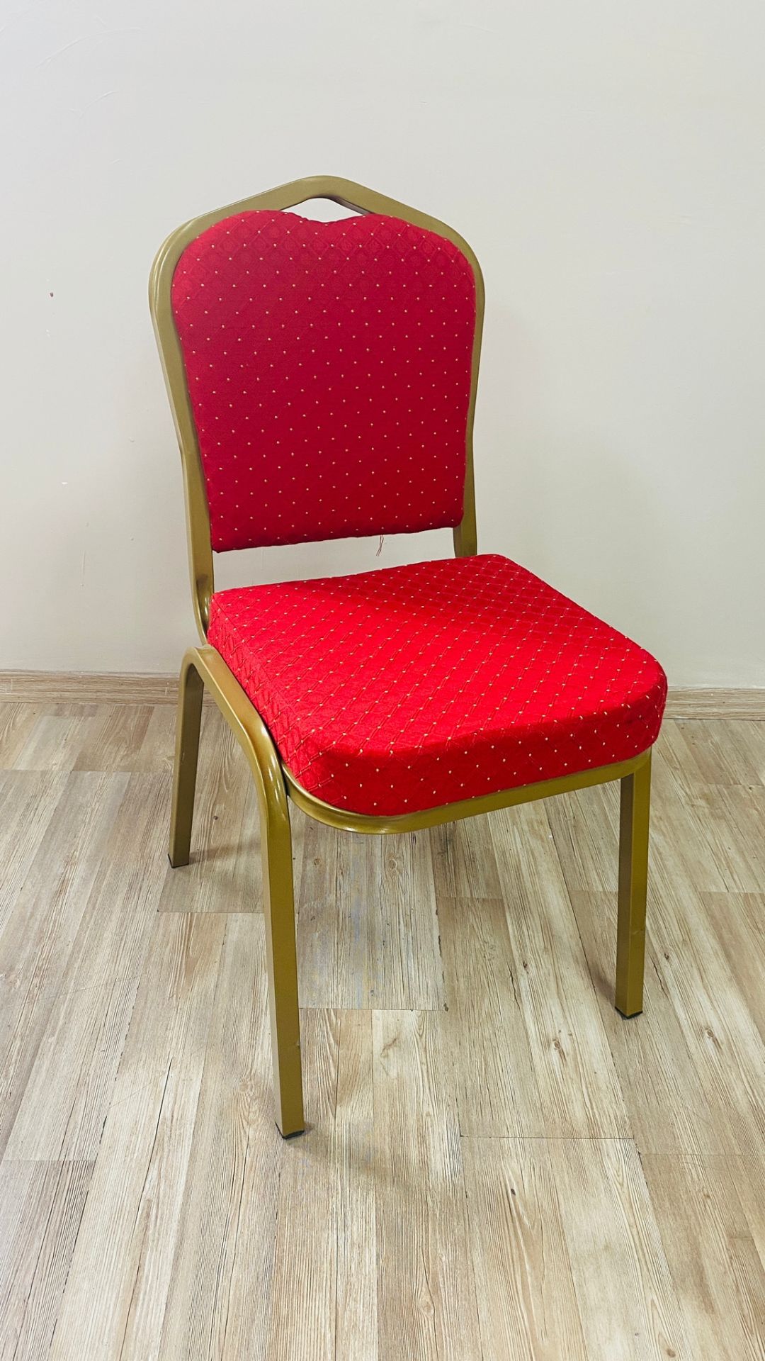lux-hilton-sandalye-sandalye-modelleri-akburo-ofis